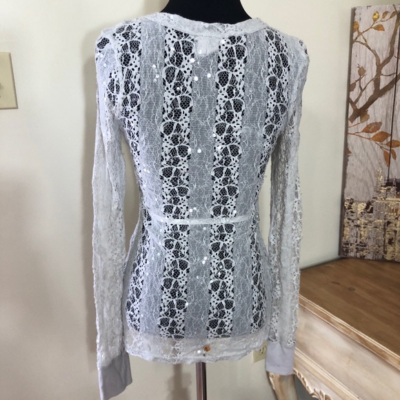 Top - Picture 3 of 3